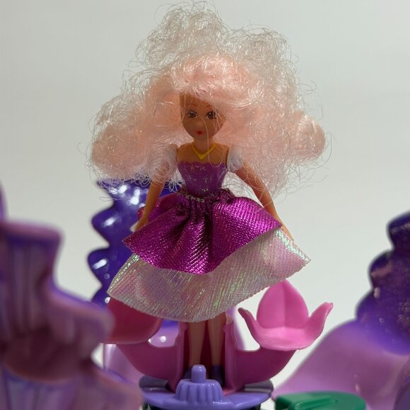 Vintage 1993 Princess of the Flowers Fairy Cherie doll and playset - Picture 8 of 12